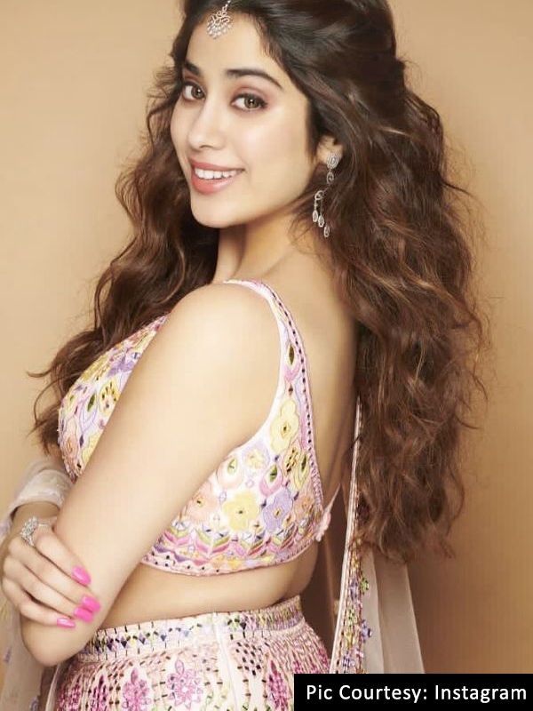 Janhvi Kapoor HD Wallpapers 5