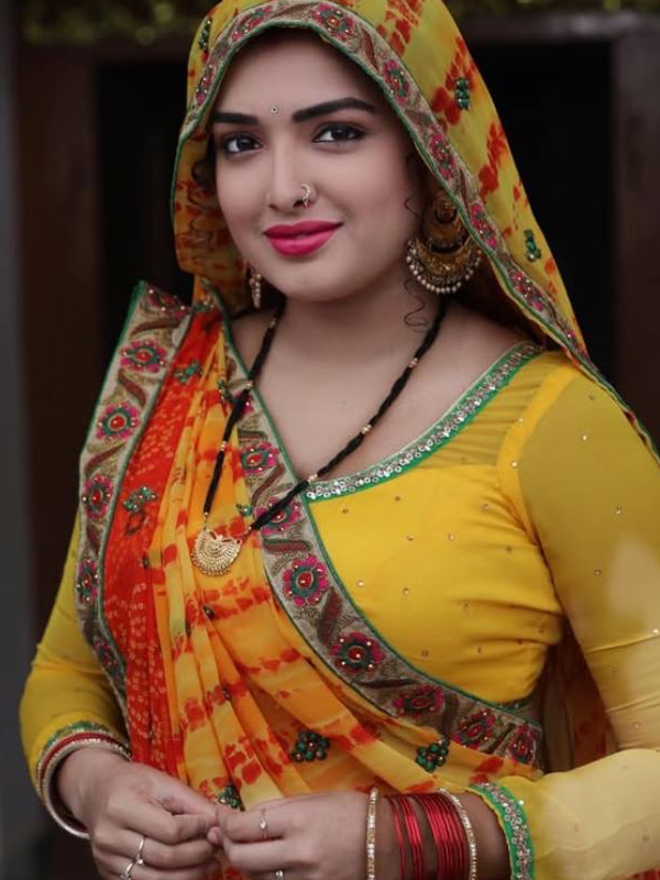 Amrapali Dubey Biography Gallery 7